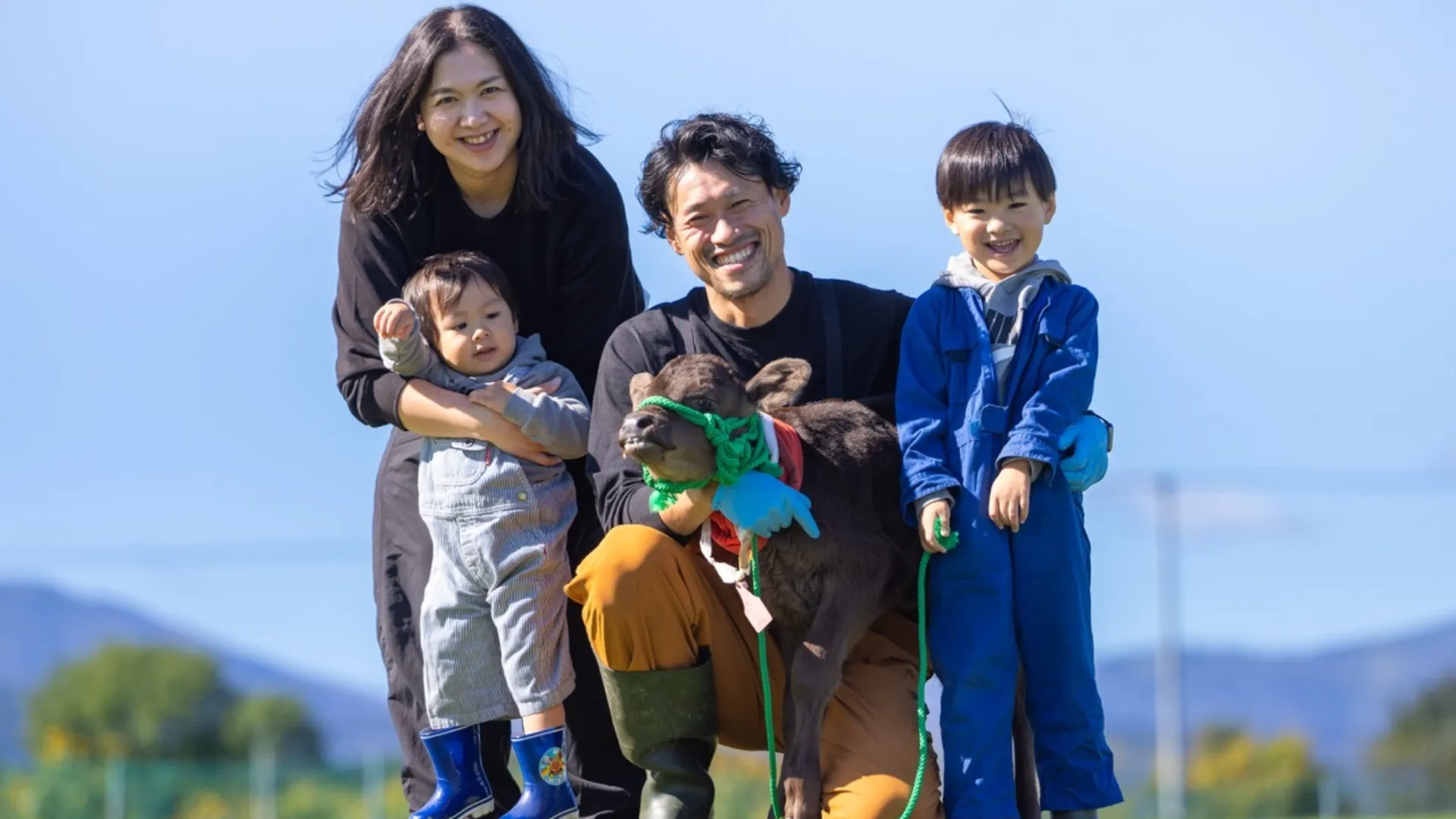 経営者と社員が語る清水町コスモスファーム｜牛と人を育てる牧場の物語