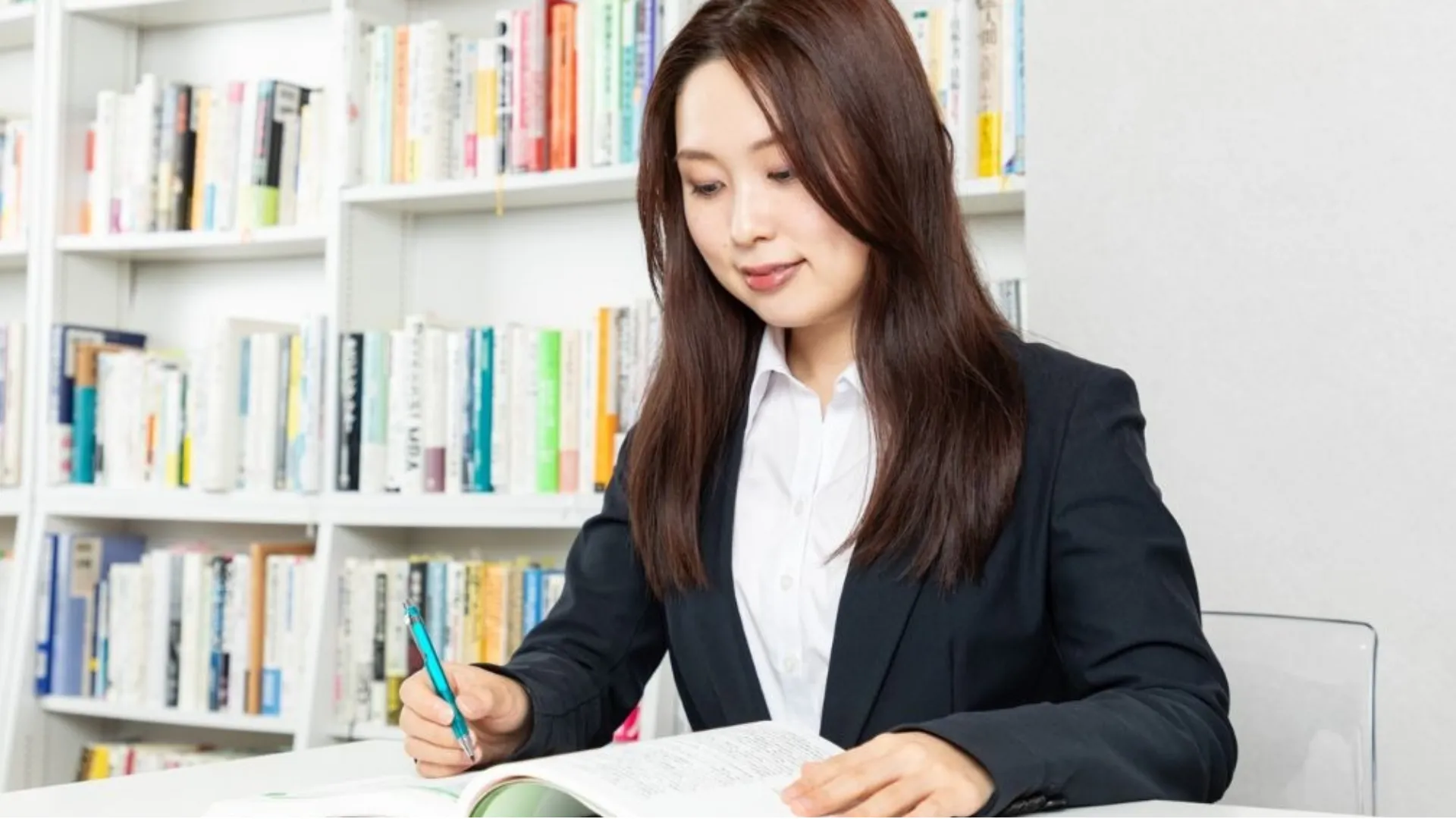 税理士試験は難しい？2,000時間学習の現実｜働きながら合格を目指す