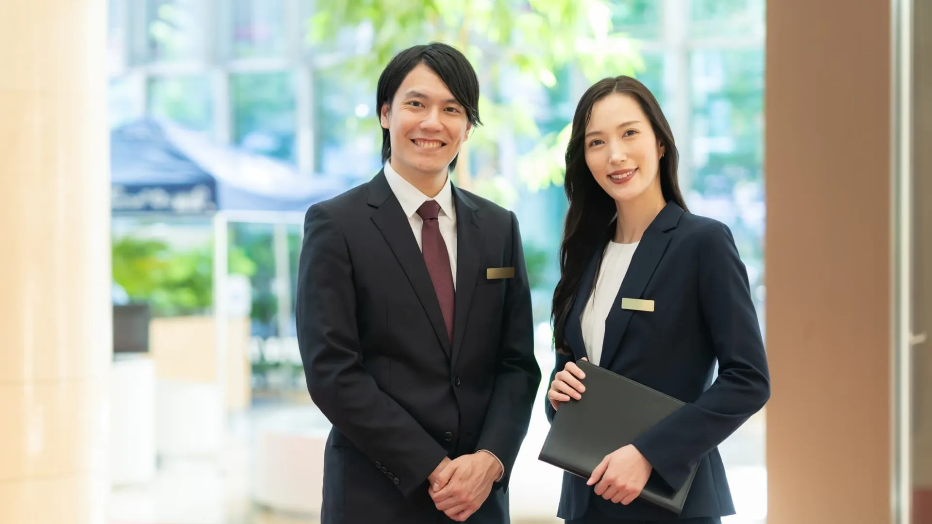 ホテルスタッフの仕事内容とは？職種・給料・向いている人を解説