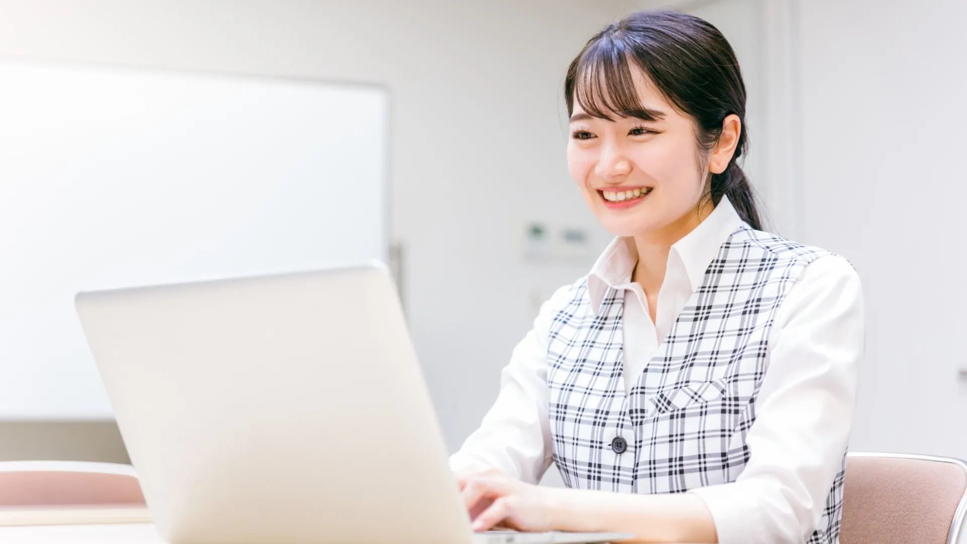 総務の仕事内容とは？事務・経理との違いや必要なスキルを解説