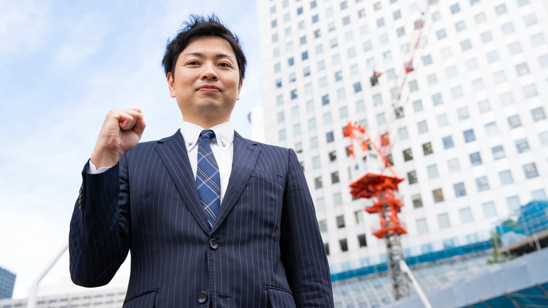 【2024年版】正社員の平均年収はいくら？ 契約社員との違いも徹底解説