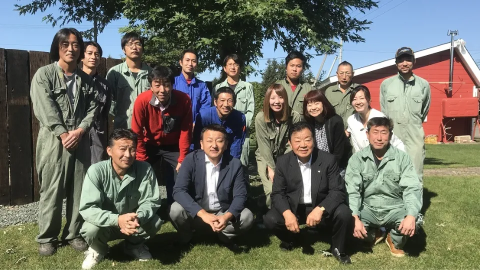 【帯広市】黒毛和牛など5,660頭を育てる牧場スタッフ|未経験歓迎・マンツーマン指導・年収750万も可能