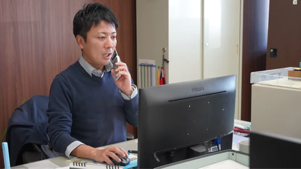 【釧路勤務】新車・中古車の法人営業スタッフ募集【未経験OK／転職支度金あり】＼運送・物流企業に貢献！／