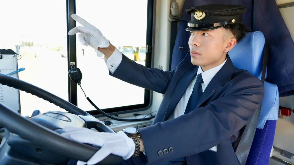 〈未経験大歓迎〉 北海道十勝の四季を感じながら運転をしてみませんか?